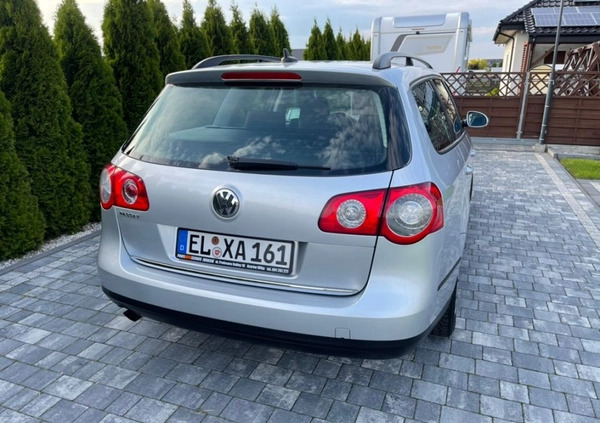 Volkswagen Passat cena 17900 przebieg: 230000, rok produkcji 2008 z Bartoszyce małe 704